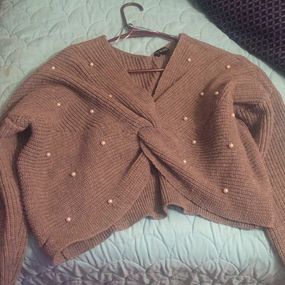 Clothes - Picture 2 of 2